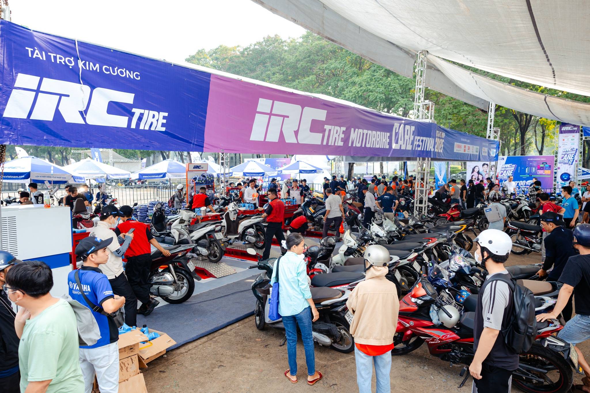1000 lượt xe máy được chăm sóc miễn phí 1000 lượt xe máy được chăm sóc miễn phí