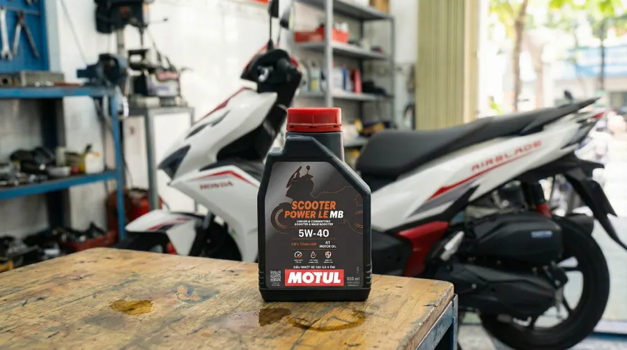 Motul 5W40 dầu nhớt tốt nhất cho xe tay ga AirBlade