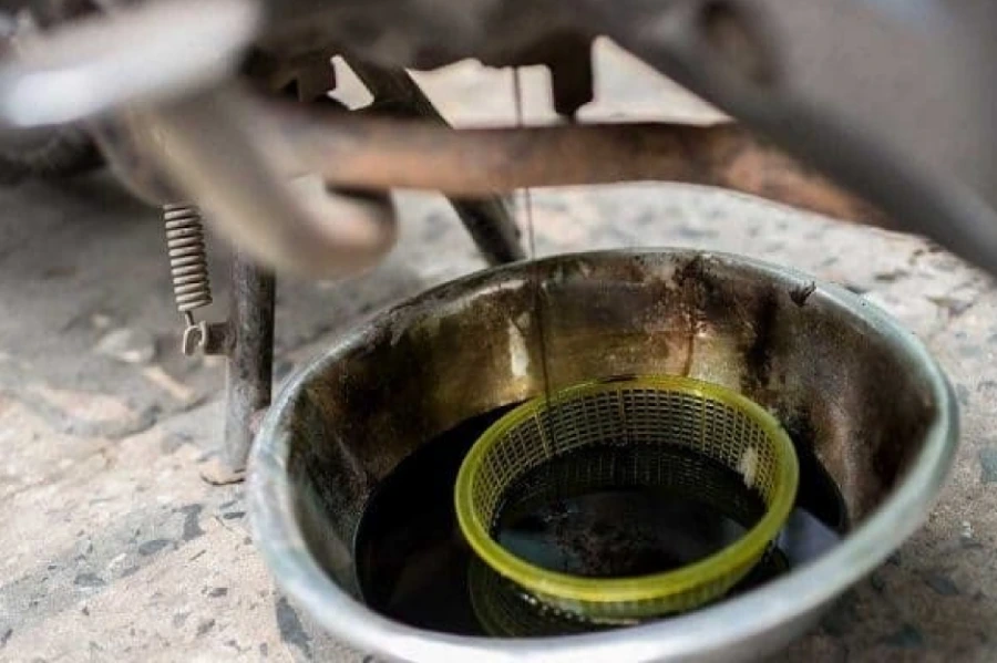 Tình trạng xe máy bị chảy nhớt rất phổ biến