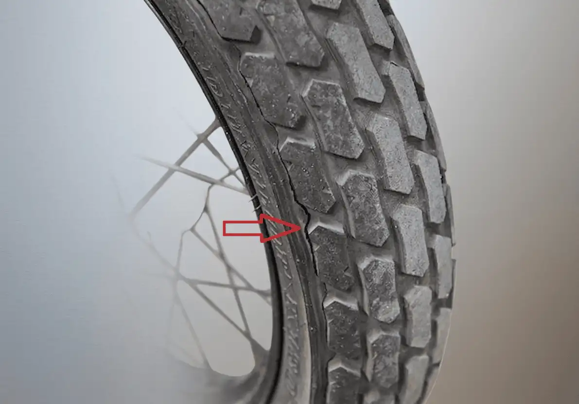 Lốp xe bị nứt